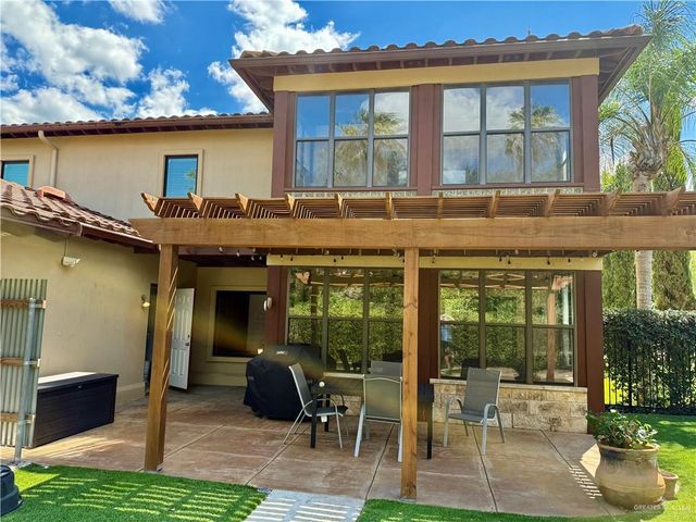 117 Palm Valley Circle, Harlingen, TX 78552