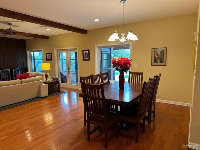 117 Palm Valley Circle, Harlingen, TX 78552