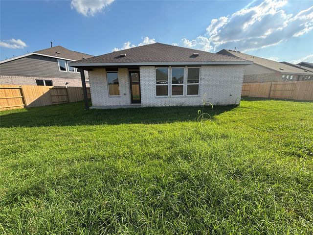 5222 Lake Trout Lane, Baytown, TX 77521
