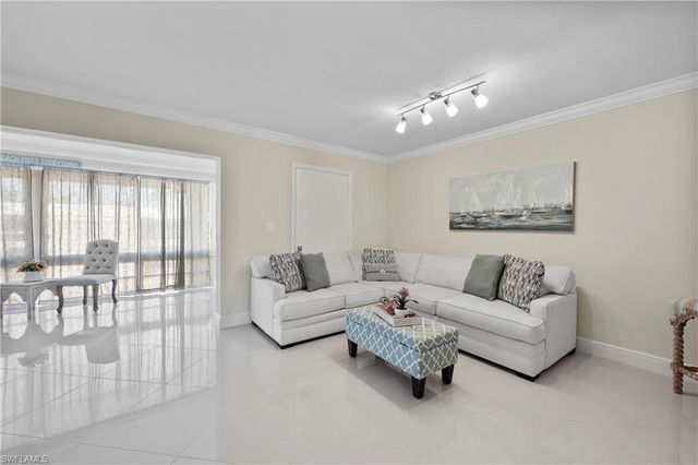 2100 Gulf Shore BLVD N 212, Naples, FL 34102