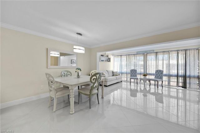 2100 Gulf Shore BLVD N 212, Naples, FL 34102