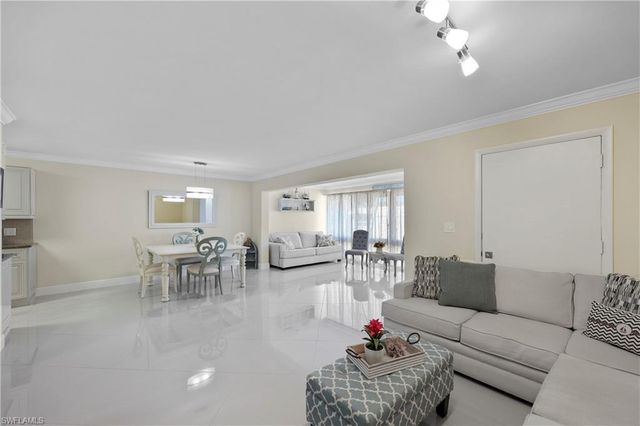 2100 Gulf Shore BLVD N 212, Naples, FL 34102