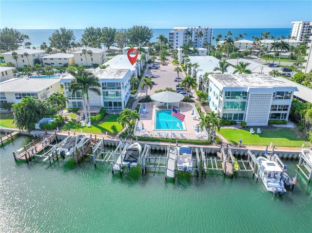 2100 Gulf Shore BLVD N 212, Naples, FL 34102