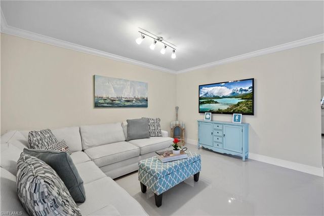 2100 Gulf Shore BLVD N 212, Naples, FL 34102