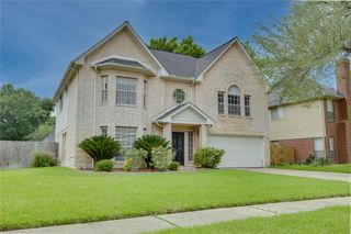 303 Welford Lane, Highlands, TX 77562