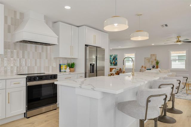 3544 4TH AVENUE N, St Petersburg, FL 33713