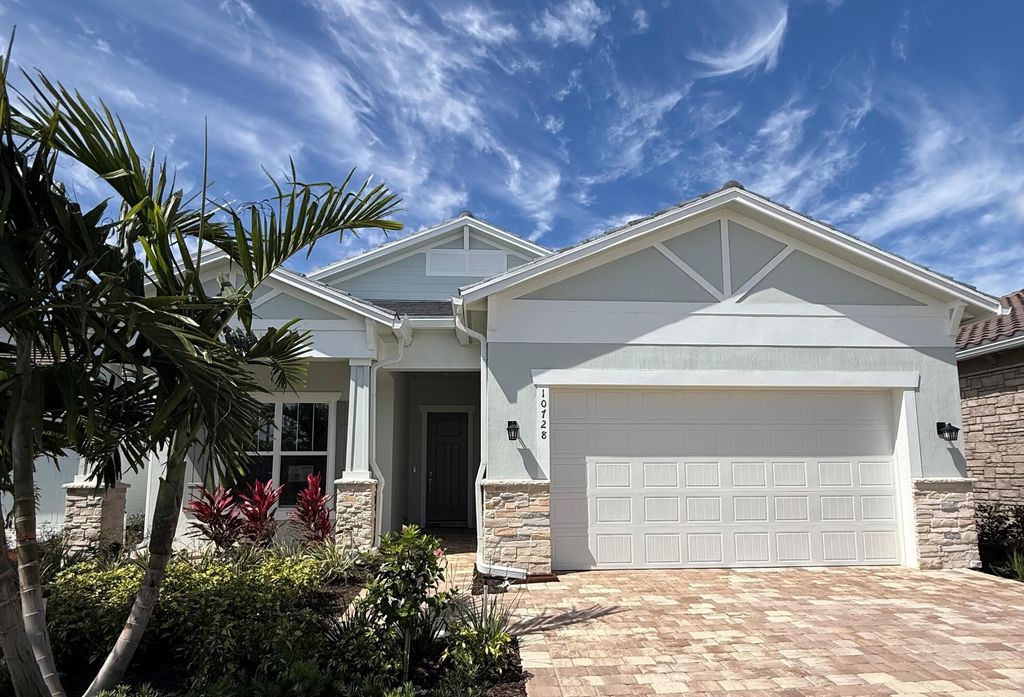 10728 Northbrook Circle Mystique 13, Palm Beach Gardens, FL 33412