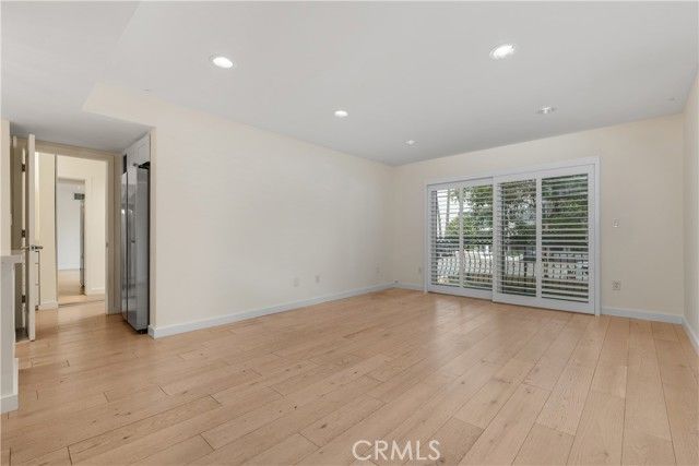 5257 Radford Ave 101, Valley Village, CA 91607