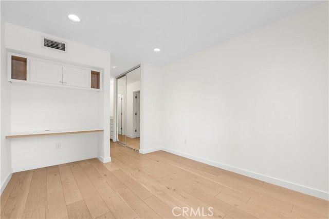5257 Radford Ave 101, Valley Village, CA 91607