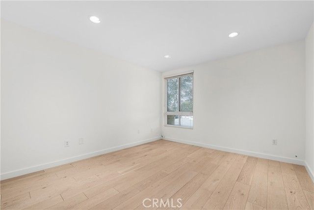 5257 Radford Ave 101, Valley Village, CA 91607