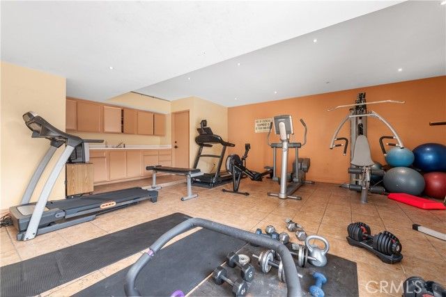 5257 Radford Ave 101, Valley Village, CA 91607