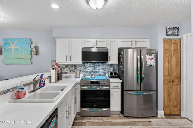 1505 W SPINDRIFT Circle, Neptune Beach, FL 32266