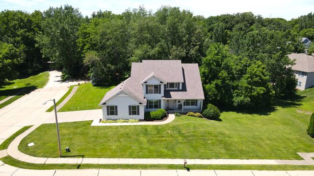 1606 E 5th Street, Coal Valley, IL 61240