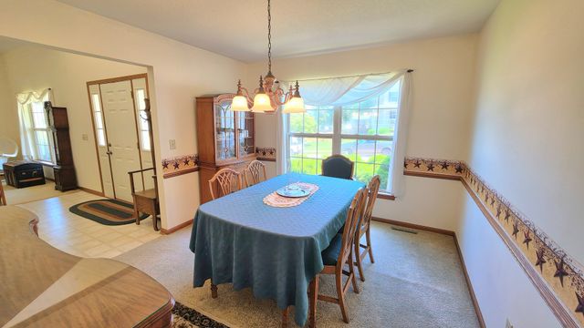 1606 E 5th Street, Coal Valley, IL 61240