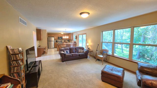 1606 E 5th Street, Coal Valley, IL 61240