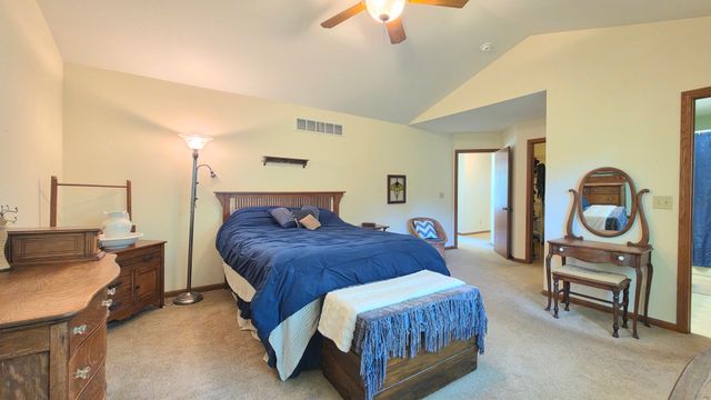 1606 E 5th Street, Coal Valley, IL 61240