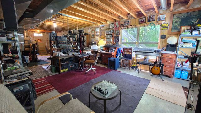 1606 E 5th Street, Coal Valley, IL 61240