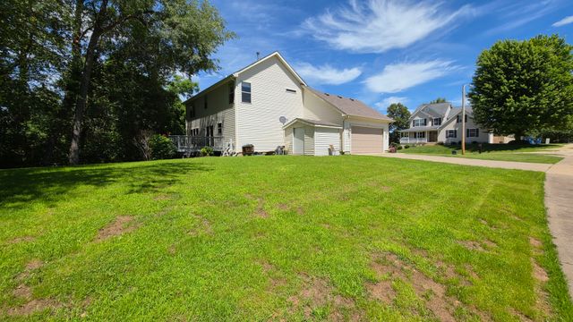 1606 E 5th Street, Coal Valley, IL 61240