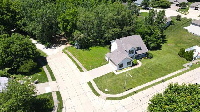 1606 E 5th Street, Coal Valley, IL 61240