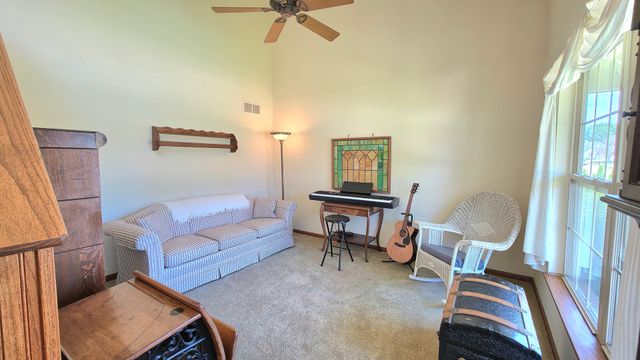 1606 E 5th Street, Coal Valley, IL 61240