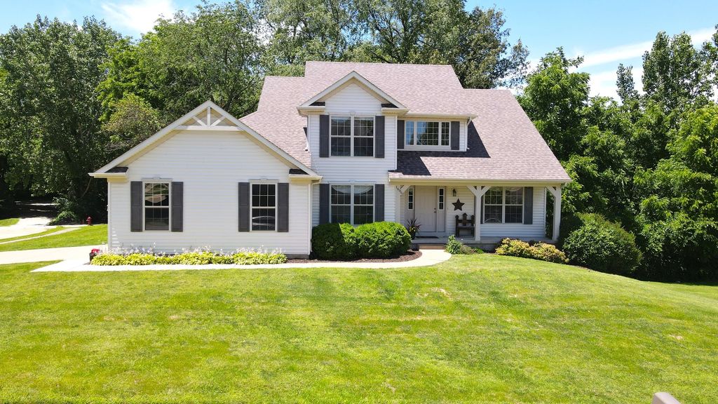 1606 E 5th Street, Coal Valley, IL 61240