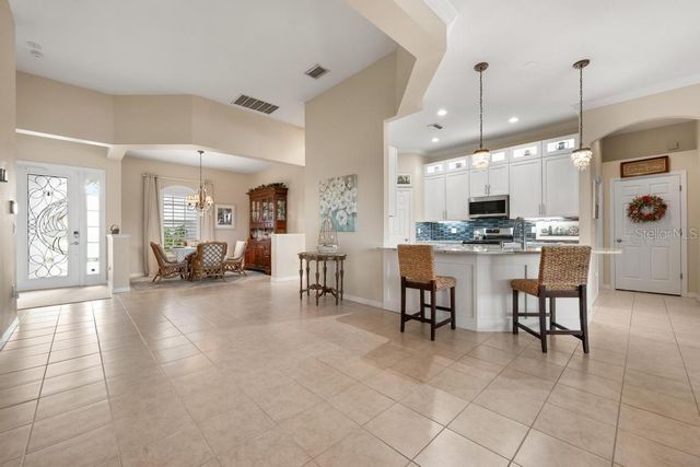 264 DAHLIA COURT, Bradenton, FL 34212