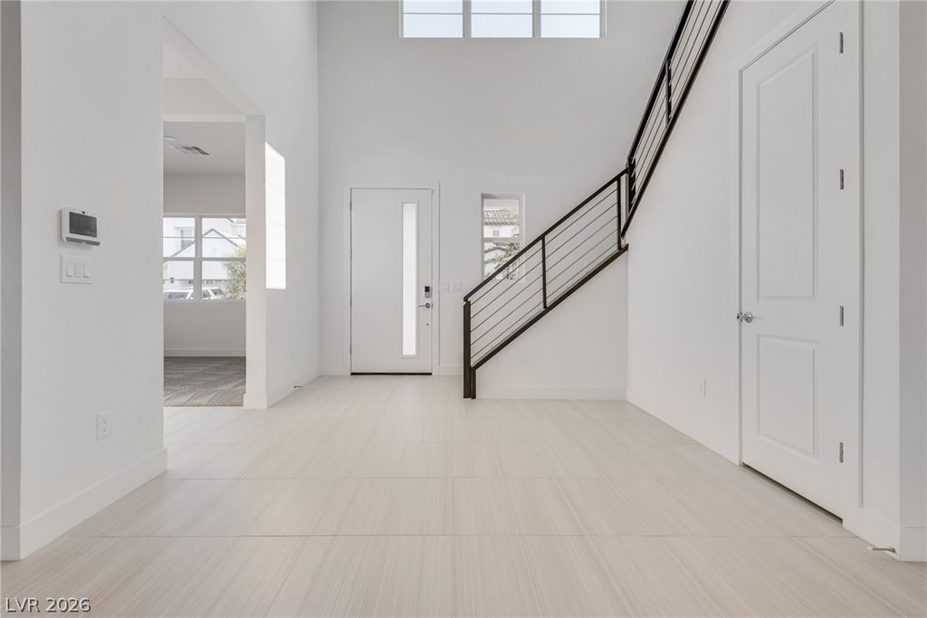 10226 Pleasant Knoll Avenue, Las Vegas, NV 89166 — photo 4