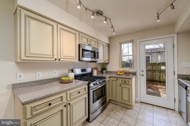 336 S COLLINGTON AVE S, Baltimore, MD 21231