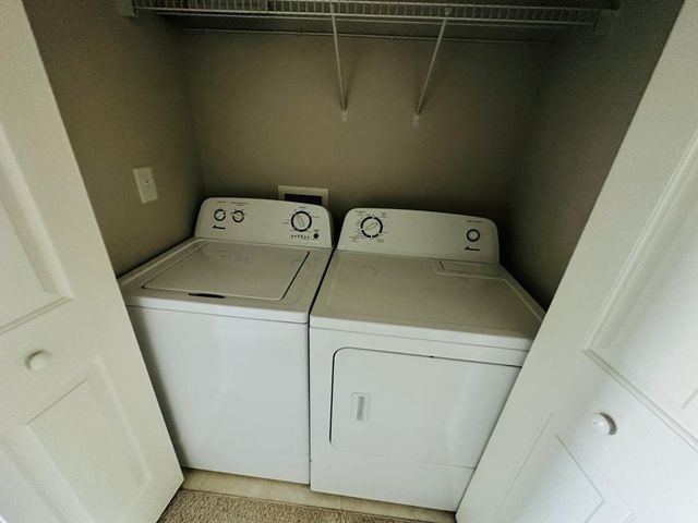 962 Prestwyck Court, Alpharetta, GA 30004