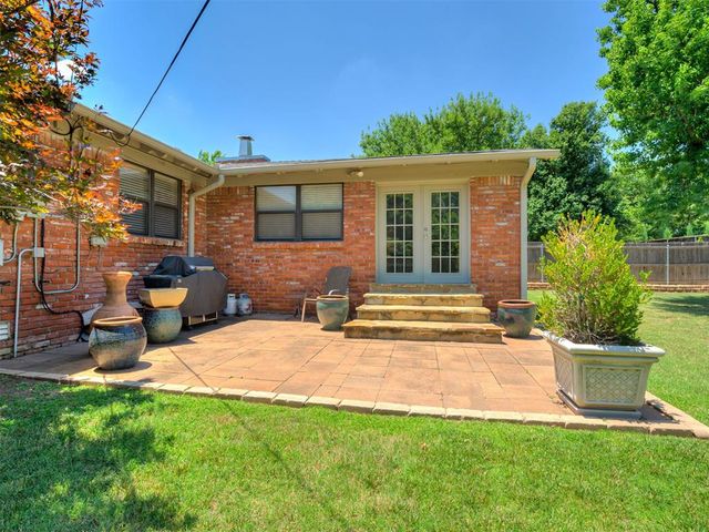 2725 Warwick Drive, Oklahoma City, OK 73116