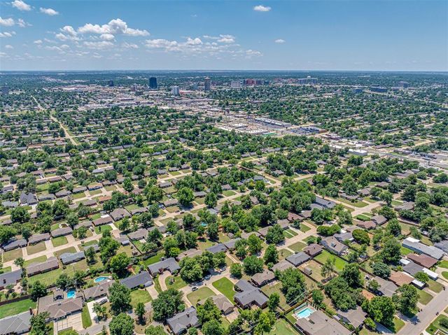 2725 Warwick Drive, Oklahoma City, OK 73116