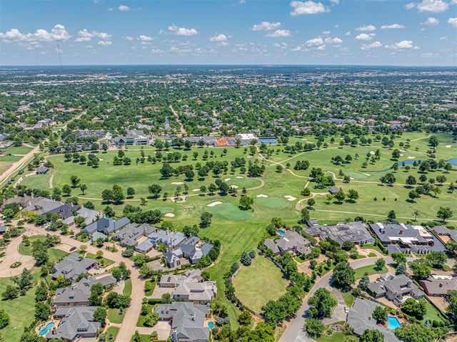 2725 Warwick Drive, Oklahoma City, OK 73116