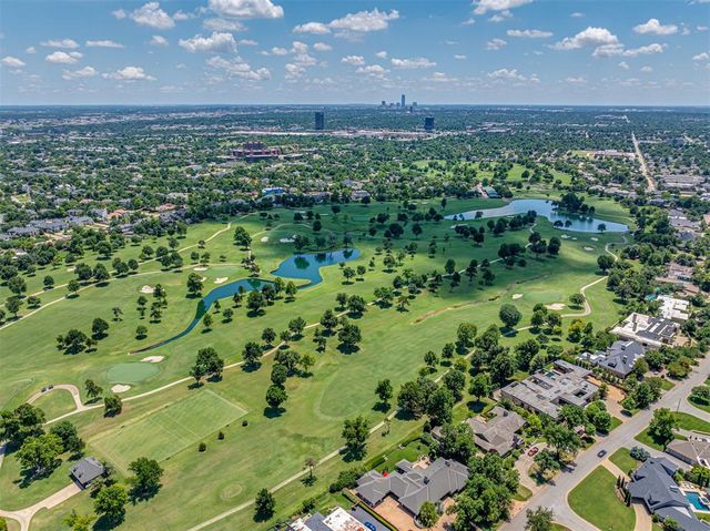 2725 Warwick Drive, Oklahoma City, OK 73116
