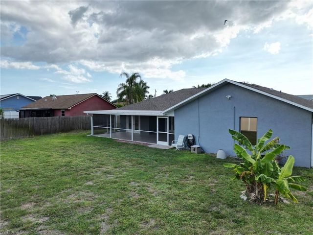 111 SE 21st AVE, Cape Coral, FL 33990