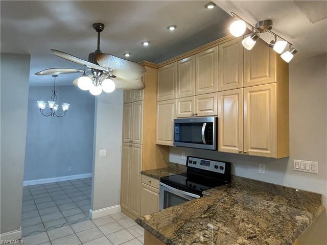 111 SE 21st AVE, Cape Coral, FL 33990