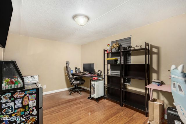 2120 N Halo Drive, Tucson, AZ 85743