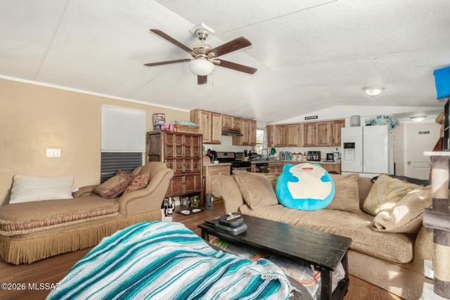 2120 N Halo Drive, Tucson, AZ 85743