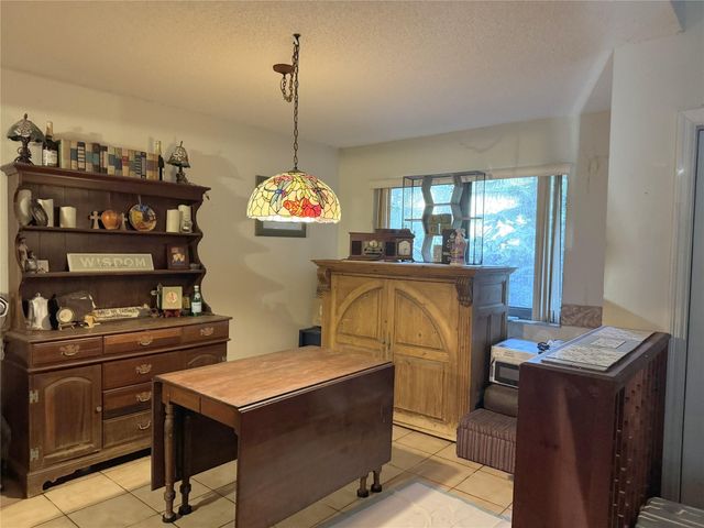 5911 SW 196th Lane, Southwest Ranches, FL 33332