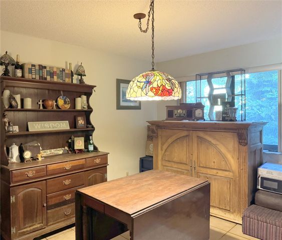 5911 SW 196th Lane, Southwest Ranches, FL 33332