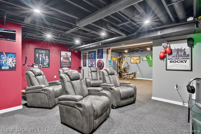 15156 Oak Valley Lane, Monroe, MI 48161