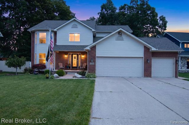 15156 Oak Valley Lane, Monroe, MI 48161