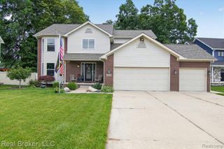 15156 Oak Valley Lane, Monroe, MI 48161