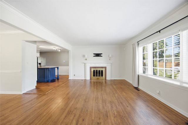 1804 S Delaware Avenue, Tulsa, OK 74104