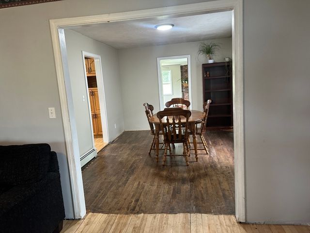 11 Alpha Rd, Holden, MA 01520