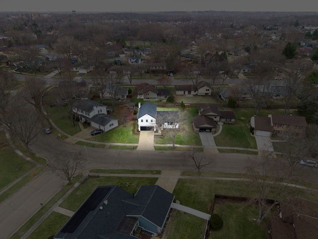 530 Cumberland Trail, Elgin, IL 60123