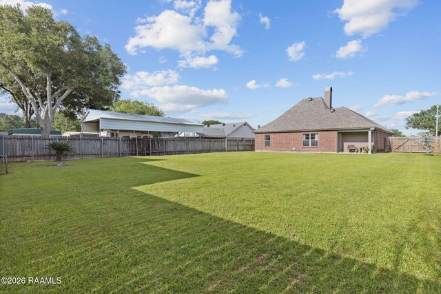 104 Sunflower Drive, Lafayette, LA 70508