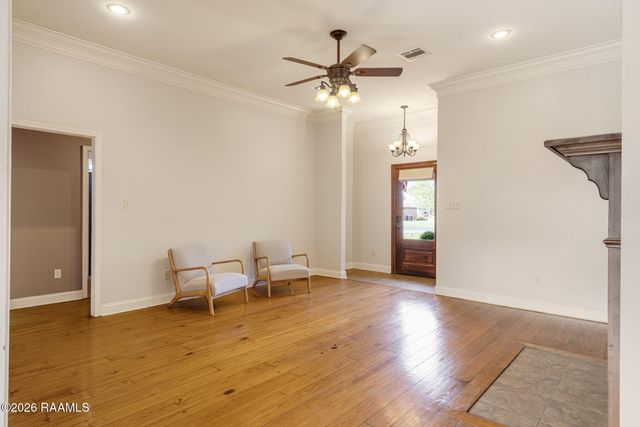 104 Sunflower Drive, Lafayette, LA 70508