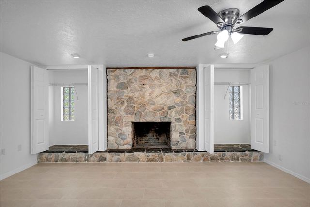 7604 35TH AVENUE S, Tampa, FL 33619