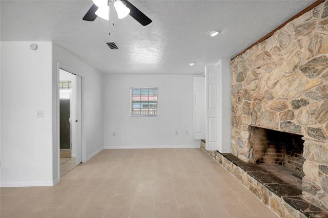 7604 35TH AVENUE S, Tampa, FL 33619