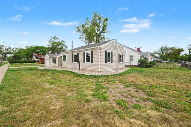 600 W Republic, Salina, KS 67401
